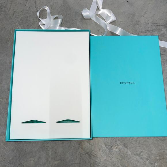 Tiffany & Co. Pair of Diamond Point Champagne Flutes New RARE retired - Picture 12 of 13